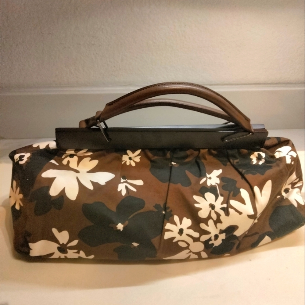Banana Republic Hand Bag soft floral‎ print pattern bag with wood accent brown